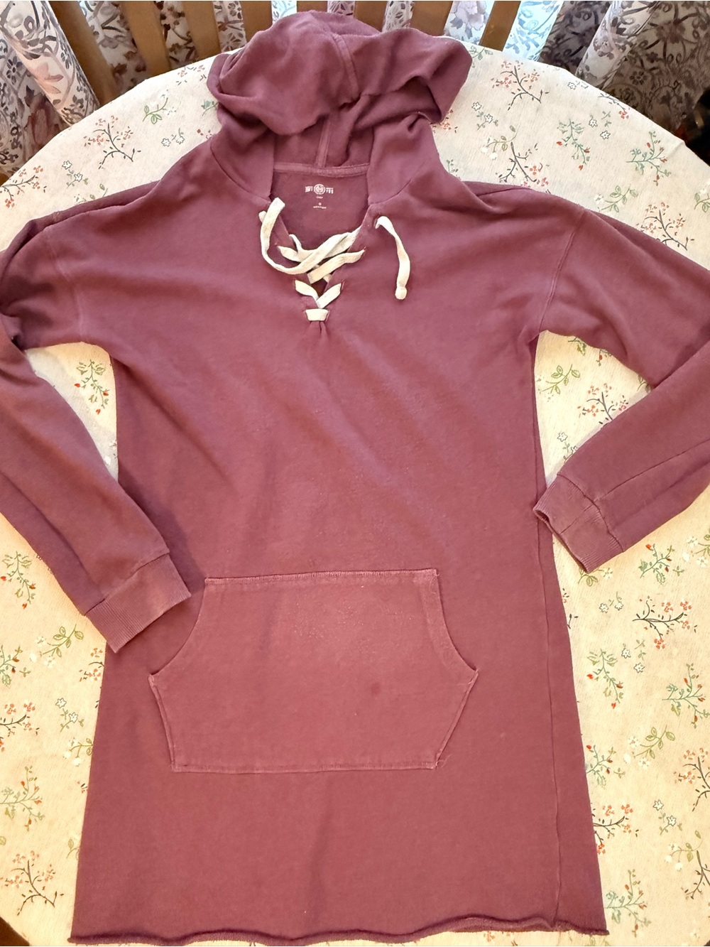 Women's Hooded Lace-Up Pullover Sweater - Mauve